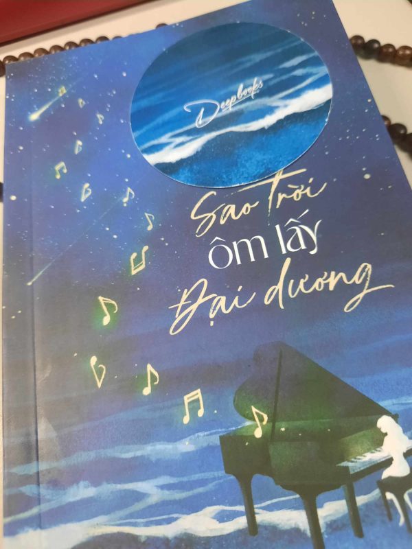 REVIEW SÁCH NHƯ SAO TRỜI ÔM LẤY ĐẠI DƯƠNG - HNGOC - BLOG REVIEW SÁCH HAY